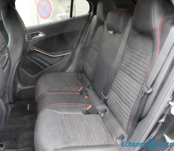 Mercedes Classe GLA 200 d 136 CH Pack AMG 7G- DCT 4 MATIC