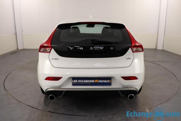 Volvo V40 D2 115 R-Design