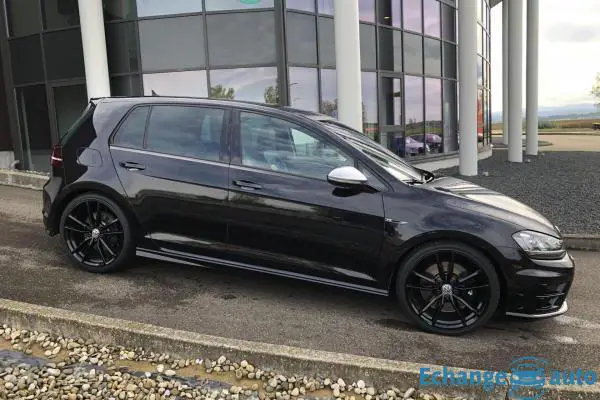 Volkswagen Golf 7 R 2.0 TSI 300 DSG6 4MOTION