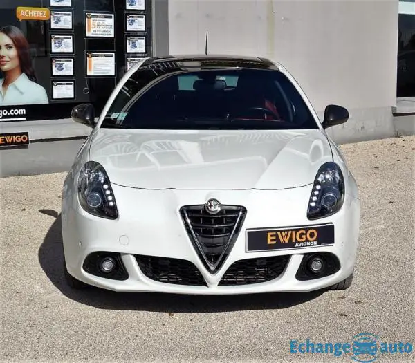 Alfa Romeo Giulietta 1.4L TB MULTIAIR BVA6 170Ch QUADRIFOGLIO GPS TOIT OUVRANT