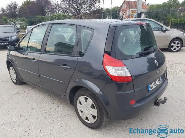 RENAULT SCENIC II Scenic 1.5 dCi 105  Confort Dynamique