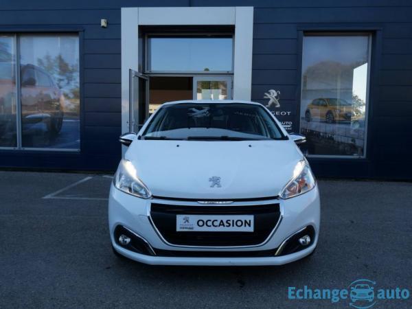 Peugeot 208 Puretech 82 STYLE