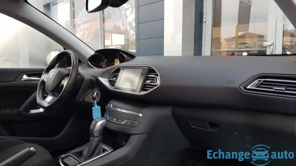 Peugeot 308 (2) 1.6 BlueHDi 120 S&amp;S EAT6 Active