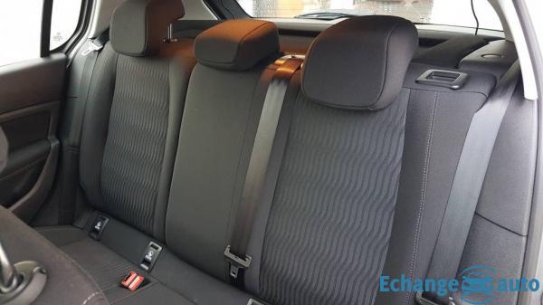 Peugeot 308 (2) 1.6 BlueHDi 120 S&amp;S EAT6 Active