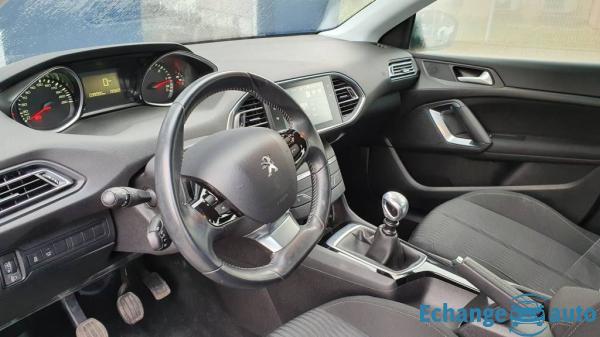 Peugeot 308 (2) 1.6 BlueHDi 120 S&amp;S Active