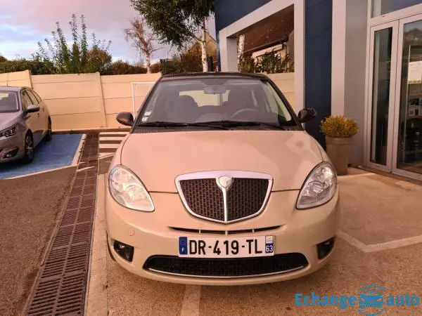 Lancia Ypsilon 1.2 60 CV ORO