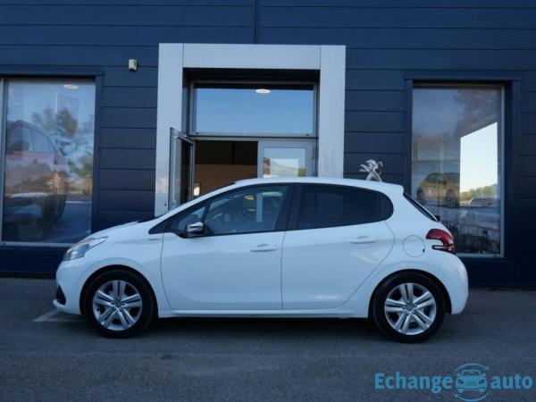 Peugeot 208 Puretech 82 STYLE