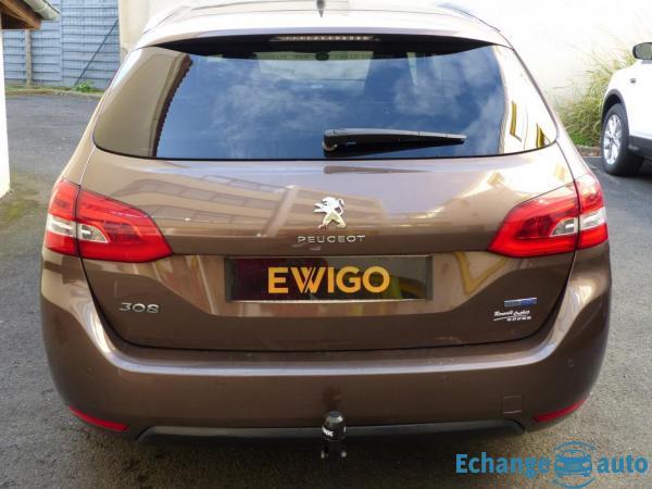 Peugeot 308 SW 2.0 BLUEHDi 150 ALLURE EAT6 ATTELAGE
