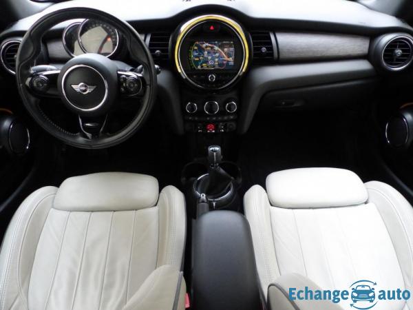 Mini Cooper D CABRIOLET 116 RED HOT CHILI