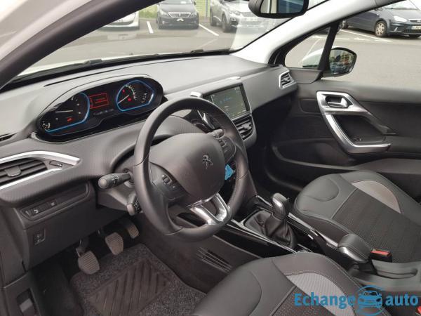 Peugeot 2008 BlueHDi 100 Allure