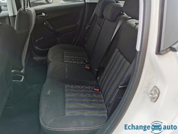 PEUGEOT 208 1.2 PureTech 82ch BVM5 Urban Soul 