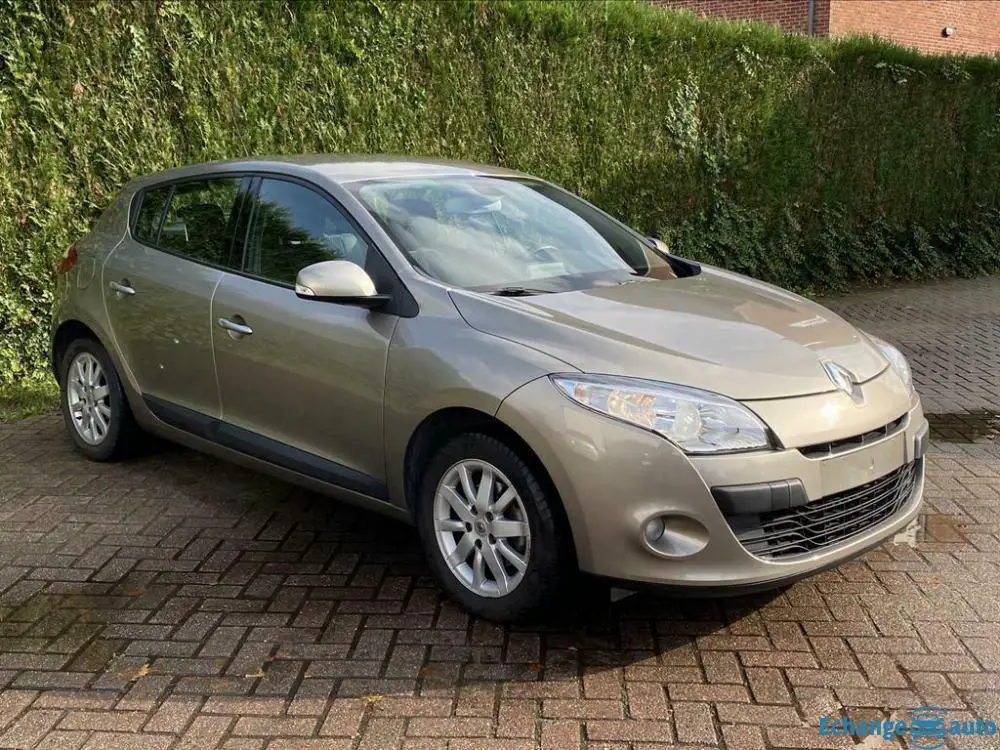 Renault mégane 1.6 benzine 2007 à vendre