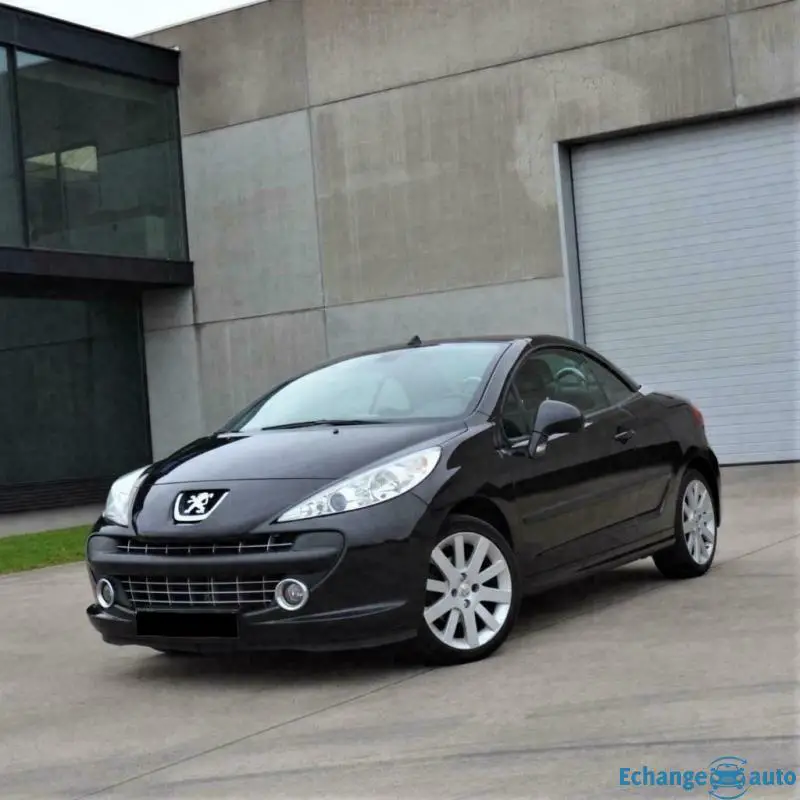 À vendre Peugeot 207 1.6i Cabriolet Sport