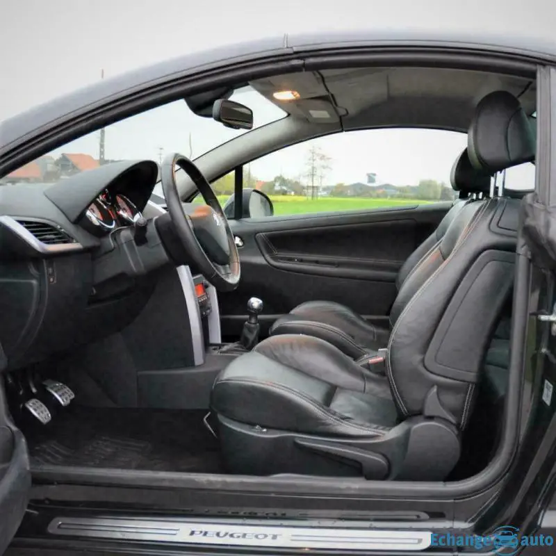 À vendre Peugeot 207 1.6i Cabriolet Sport