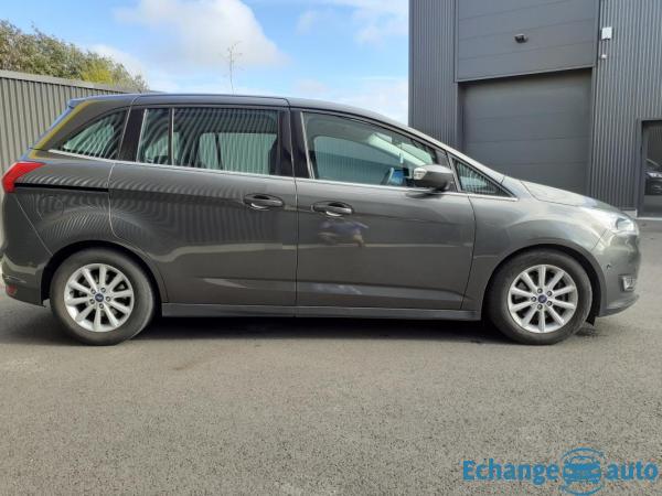 Ford Grand C-Max 7 Places TITANIUM 1.5TDCI 125CH GRANTIE 6MOIS