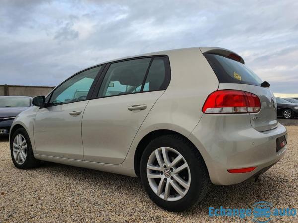 Volkswagen Golf VI 1.6 TDI 105 CONFORTLINE
