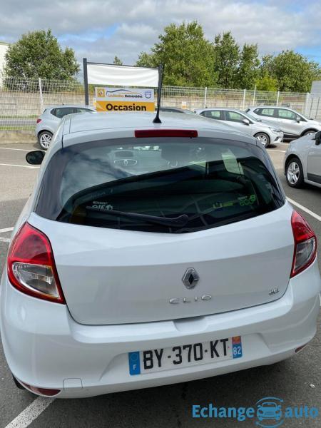 Renault Clio III SOCIETE DCI 75 CV GENERIQUE