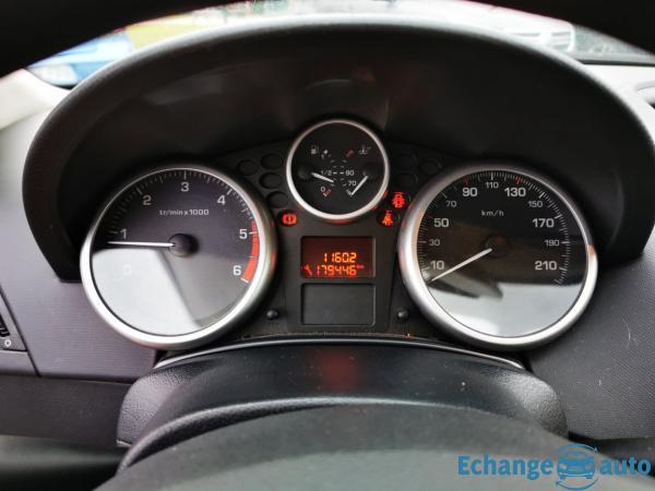 PEUGEOT 207 1.6 HDi 16v 110ch FAP Sport Pack