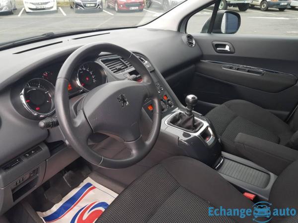 Peugeot 5008 1.6 HDI FAP ACTIVE