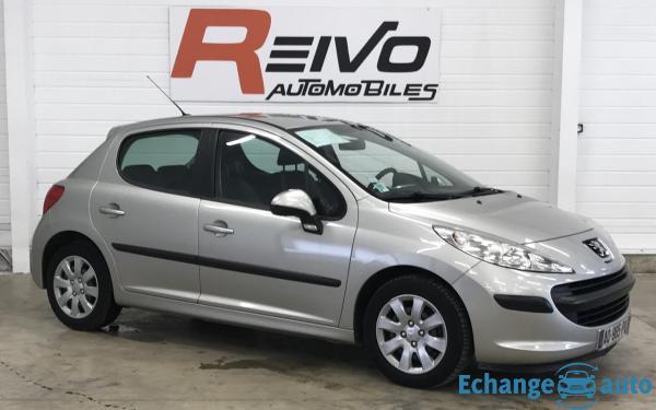 Peugeot 207 1.4 HDi 70ch BLUE LION Trendy