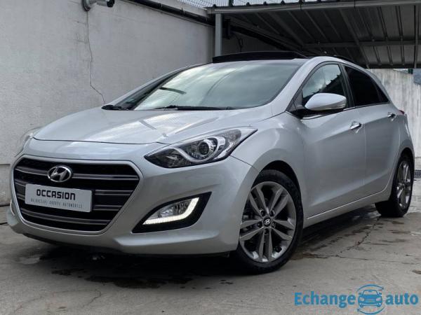 Hyundai i30 1.6 CRDi 110 Blue Drive UEFA EURO 2016 Plus
