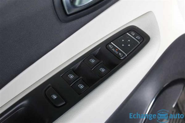 Renault Captur 1.3 TCe 150 Energy EDC Initiale Paris