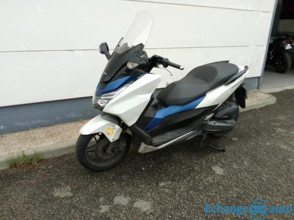 Honda FORZA 125