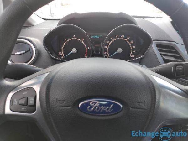Ford Fiesta (6) 5P 1.6 TDCI 95ch FAP Trend