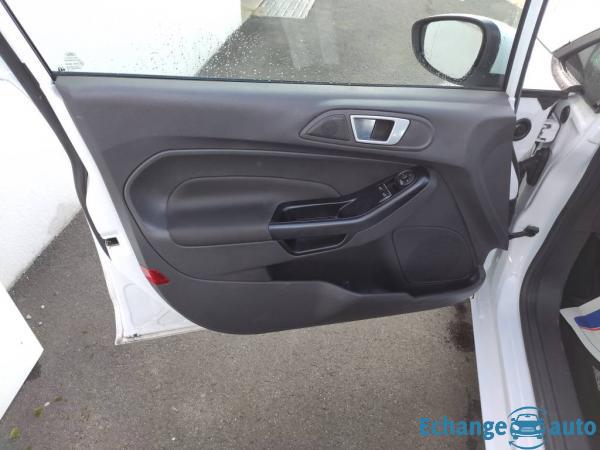 Ford Fiesta (6) 5P 1.6 TDCI 95ch FAP Trend