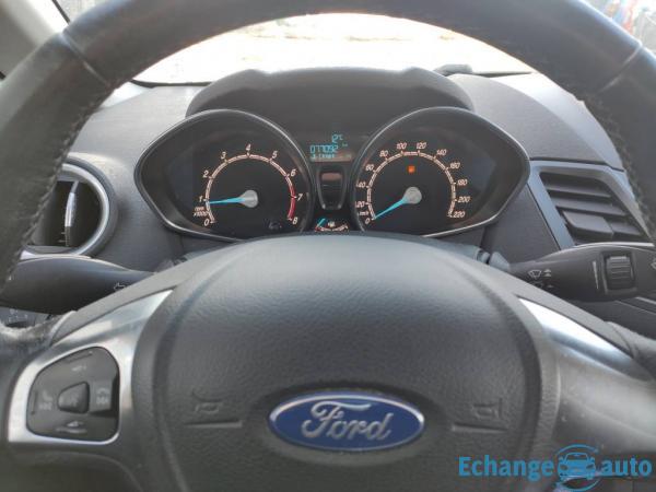 Ford Fiesta (6) 3P 1.25 60ch Trend
