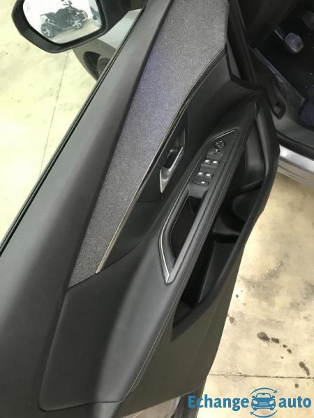 Peugeot 3008 BlueHDi 130ch S&S BVM6 Allure