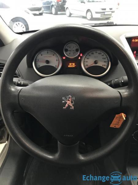 Peugeot 207 1.4 HDi 70ch BLUE LION Trendy