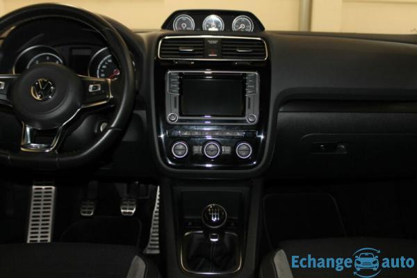 Volkswagen Scirocco (II) 2.0 TDI 184 RLINE 3P