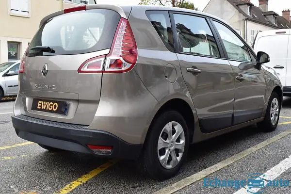 Renault Scénic III 1.6 16V 110CH EXPRESSION