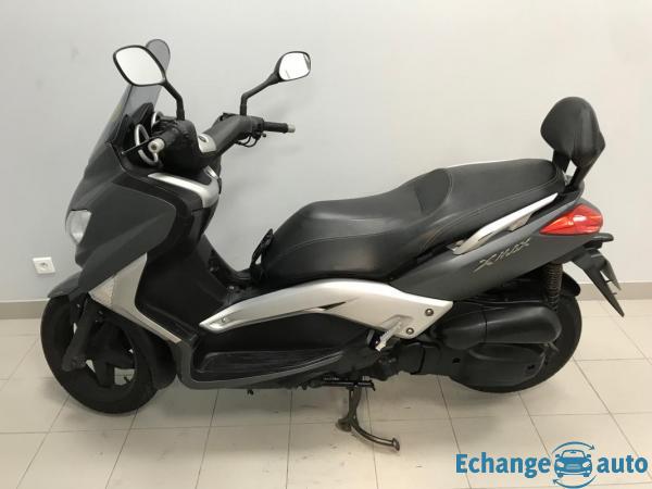 Yamaha X Max