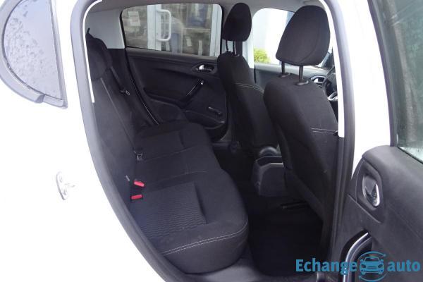 Peugeot 208 1.6 E-HDI 90CV STYLE