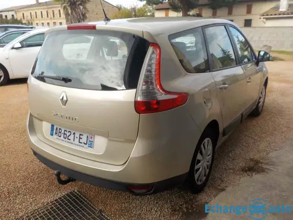 RENAULT GRAND SCENIC III Grand Scénic III TCe 130 Expression 5 pl