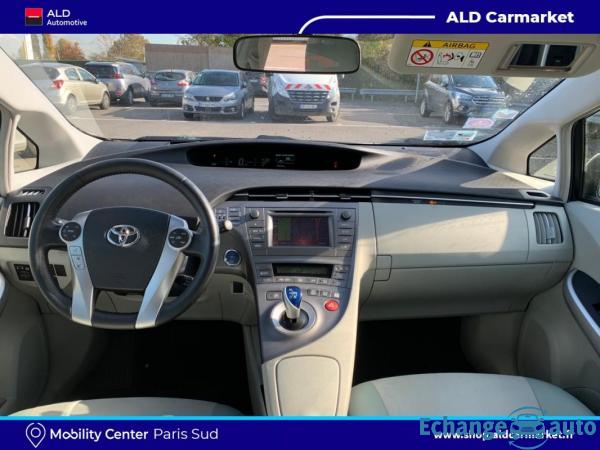 Toyota Prius 136h Business 15