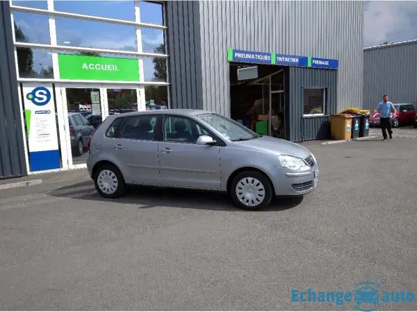 VOLKSWAGEN POLO 1.2 65 Confort