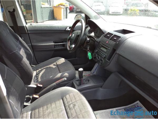 VOLKSWAGEN POLO 1.2 65 Confort