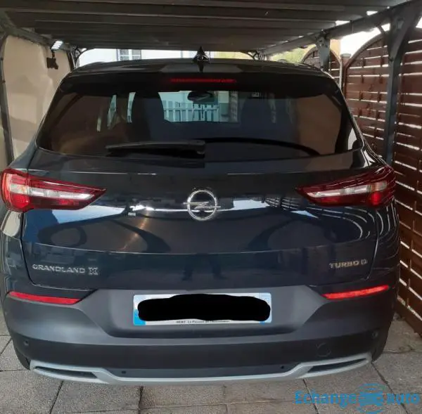 Opel Crossland X GRANDLAND Opel 130 T Design Line