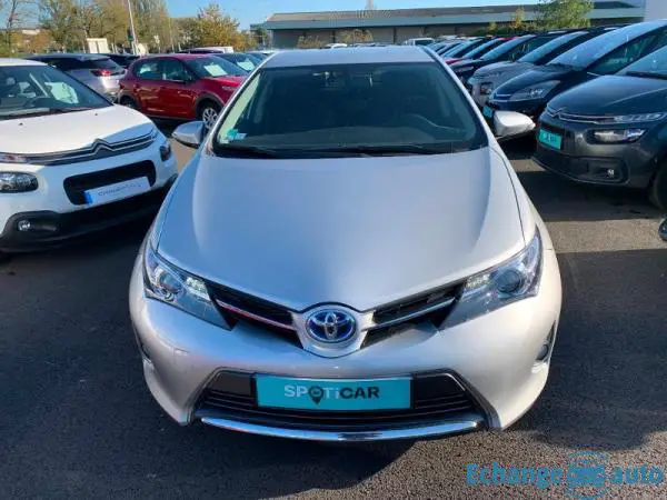 Toyota Auris HSD 136h Feel!
