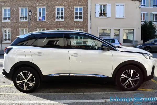 Peugeot 3008 Allure Business Pure Tech 130 S&S EAT8
