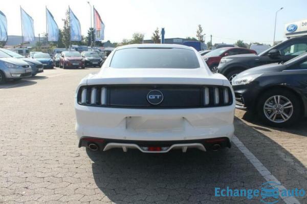 Ford Mustang FASTBACK 5.0 V8 GT 421 CH BV6