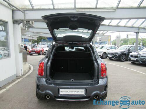 MINI Cooper S ALL4 Countryman Chili