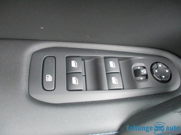 Peugeot 308 PureTech 130ch S&S EAT8 Tech Edition