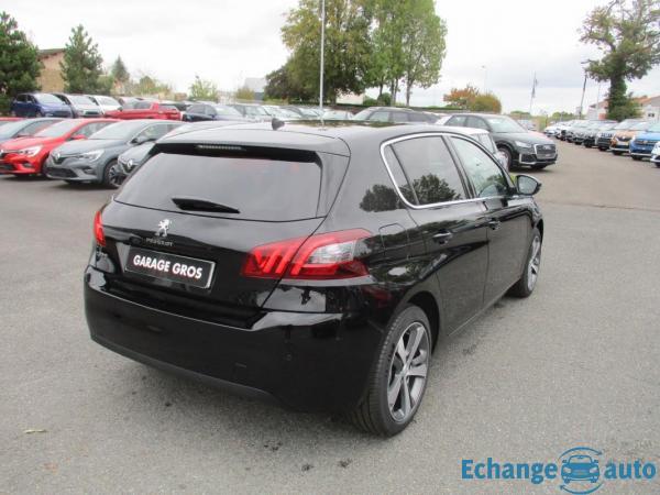 Peugeot 308 PureTech 130ch S&S EAT8 Tech Edition