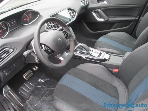 Peugeot 308 PureTech 130ch S&S EAT8 Tech Edition