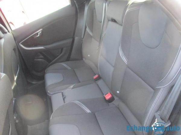 Volvo V40 BUSINESS D2 120 Momentum