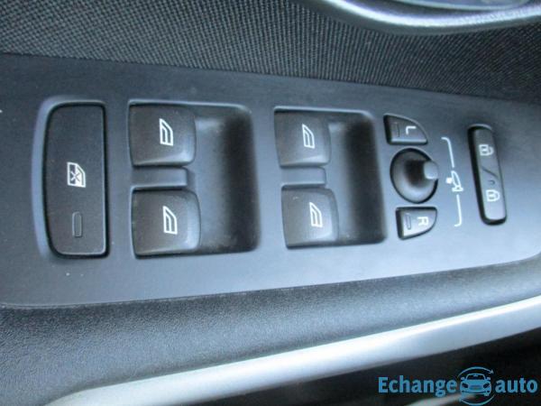 Volvo V40 BUSINESS D2 120 Momentum